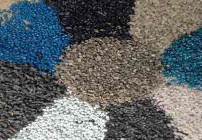 What are the differences between ABS plastic particles and PP plastics